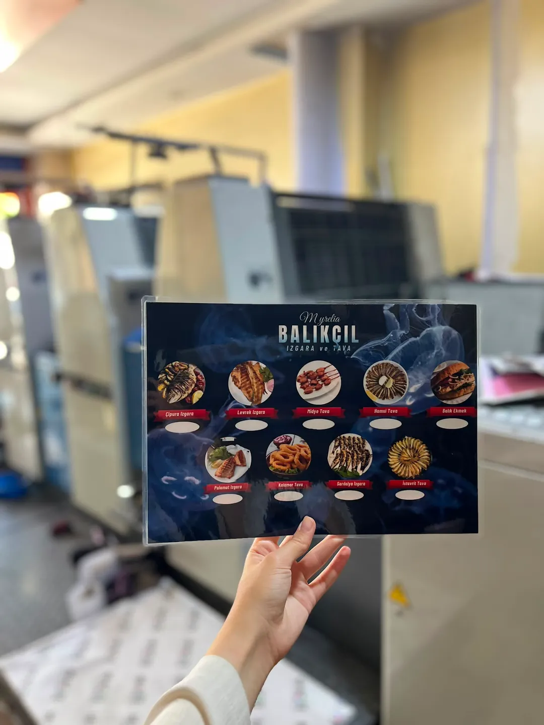 Balıkçıl restoran görsel menü tasarımı